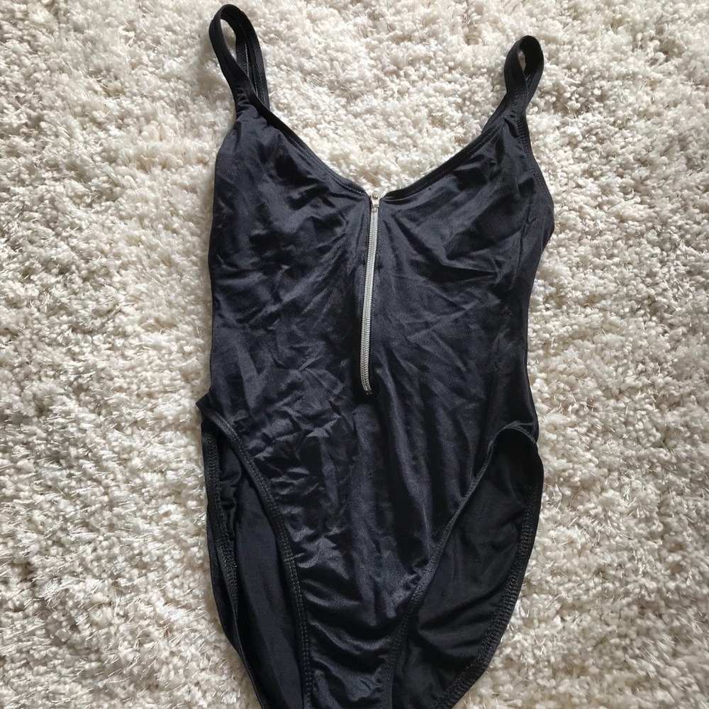 High cut one piece swimsuit